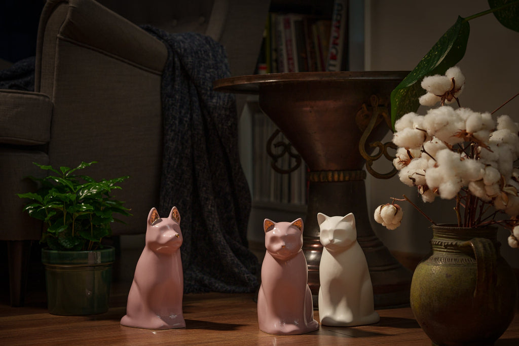 Meilleures urnes funéraires pour les cendres : céramique, bronze ou bois