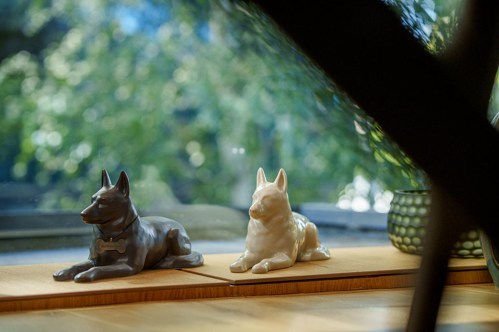 Urne Berger Allemand – Gris Mat | Urne pour animaux de compagnie | Céramique