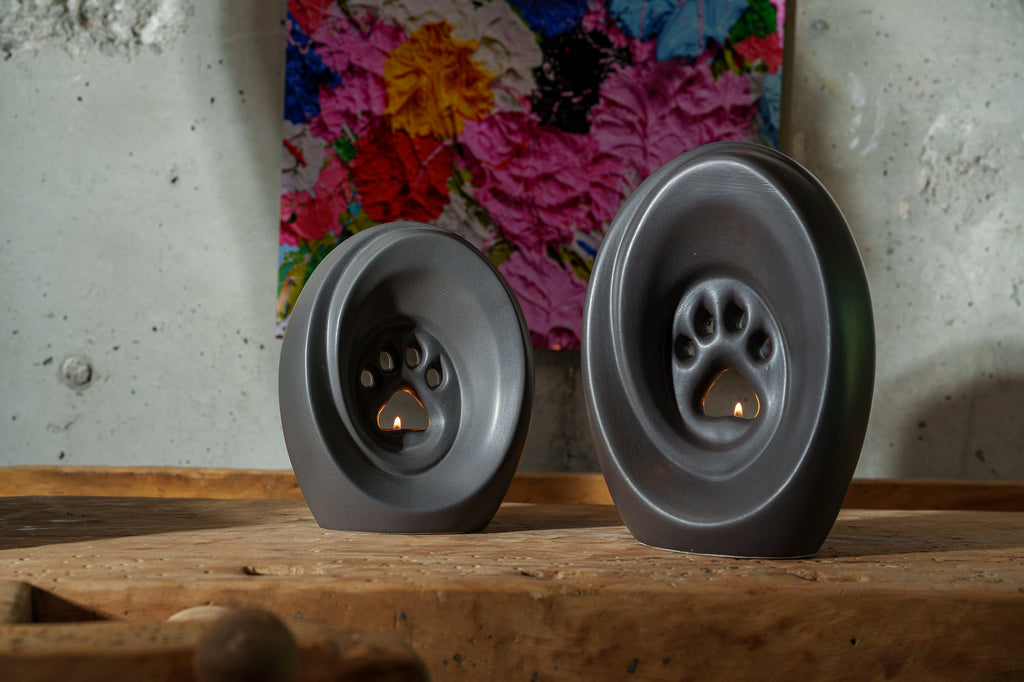 Grande patte avec bougie chauffe-plat - Urne pour cendres 