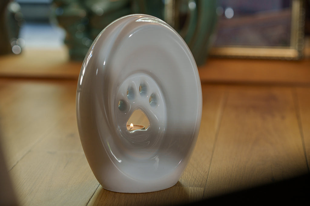 Grande patte avec bougie chauffe-plat - Urne pour cendres - Blanc | Céramique | Fait main