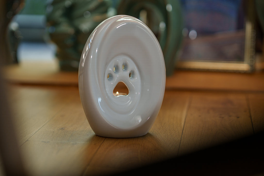Grande patte avec bougie chauffe-plat - Urne pour cendres - Blanc | Céramique | Fait main